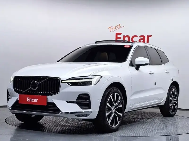 2023 Volvo XC60 с пробегом 24 111 км