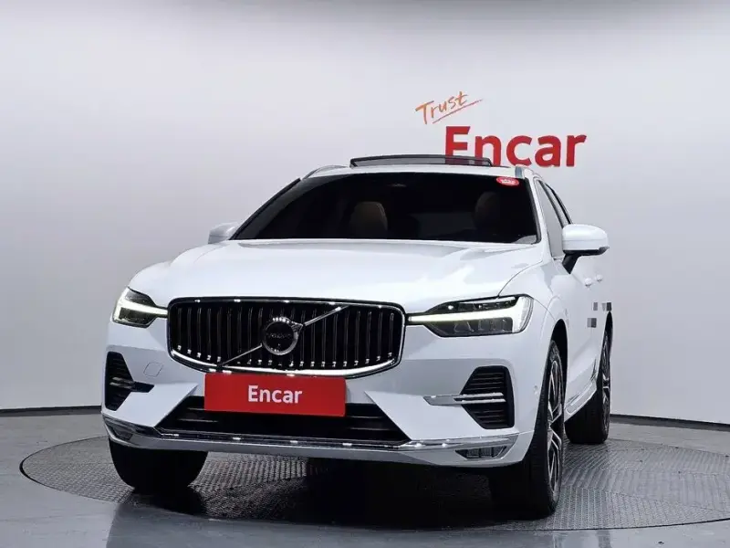 2023 Volvo XC60 с пробегом 24 111 км