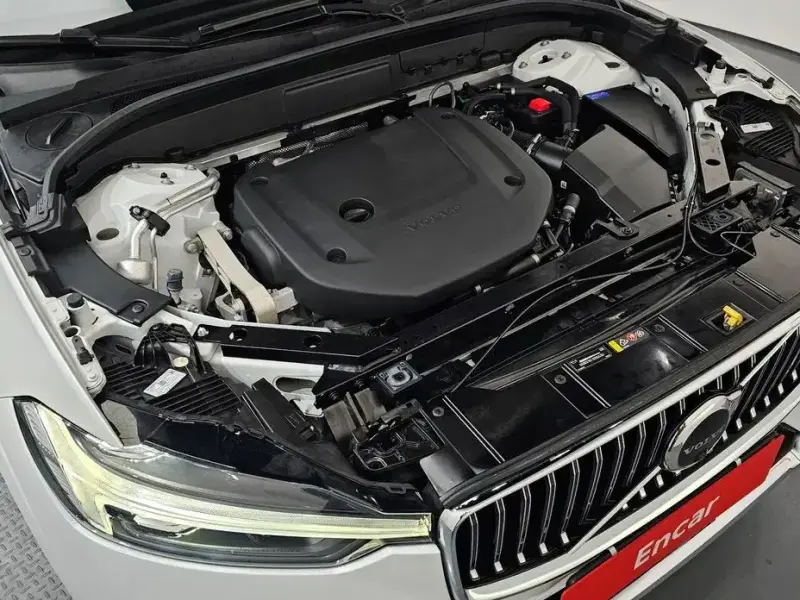 2023 Volvo XC60 с пробегом 24 111 км