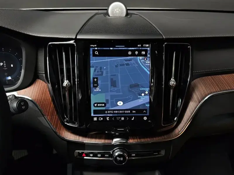 2023 Volvo XC60 с пробегом 19 894 км