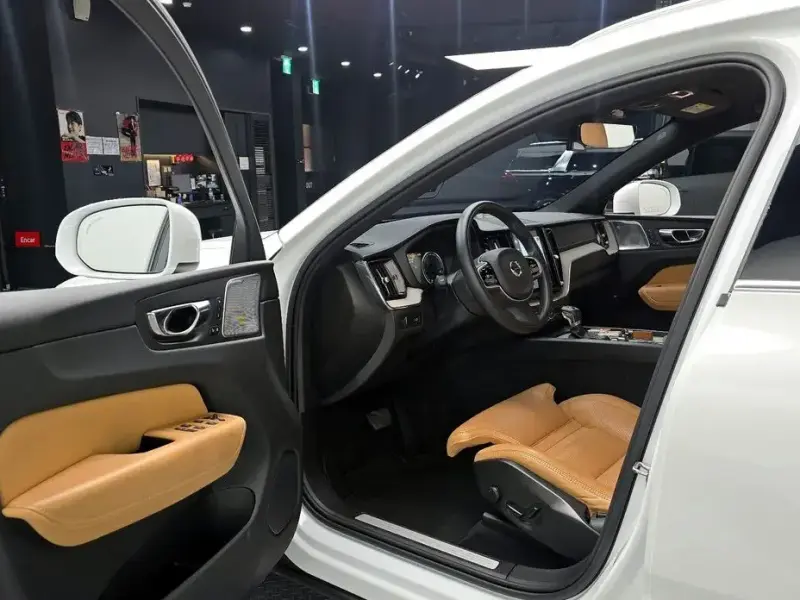 2019 Volvo XC60 с пробегом 134 192 км