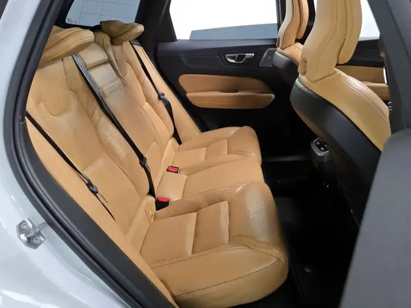 2019 Volvo XC60 с пробегом 134 192 км