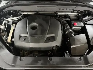 2020 Volvo XC60 с пробегом 38 830 км