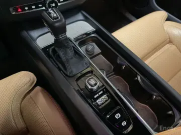 2020 Volvo XC60 с пробегом 38 830 км