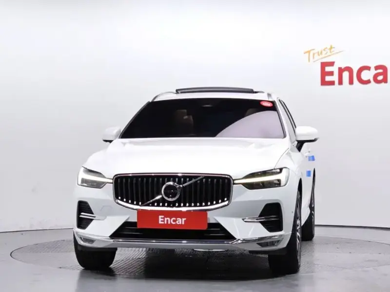 2023 Volvo XC60 с пробегом 61 169 км
