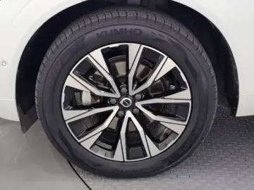 2023 Volvo XC60 с пробегом 61 169 км