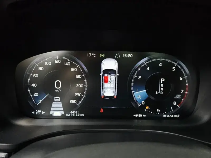 2019 Volvo XC60 с пробегом 44 511 км