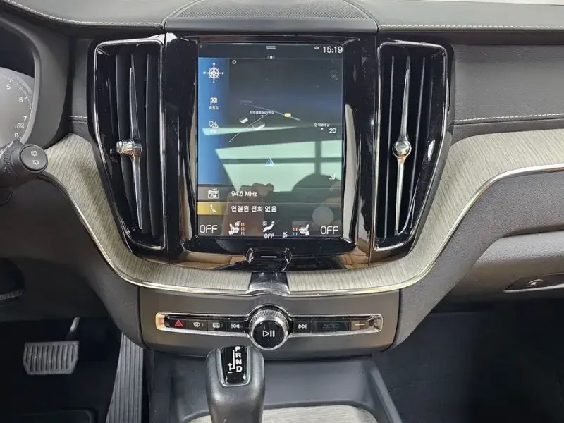 2019 Volvo XC60 с пробегом 44 511 км