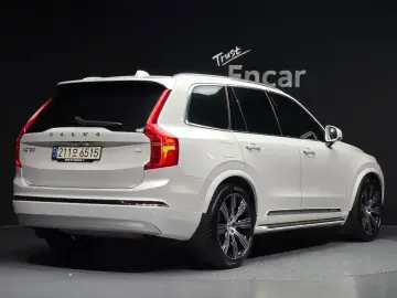 2022 Volvo XC90 с пробегом 68 954 км