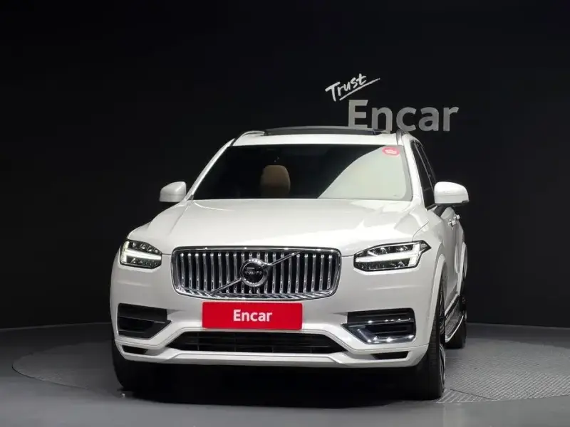 2022 Volvo XC90 с пробегом 68 954 км