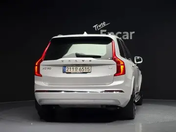 2022 Volvo XC90 с пробегом 68 954 км