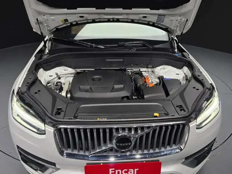 2022 Volvo XC90 с пробегом 68 954 км