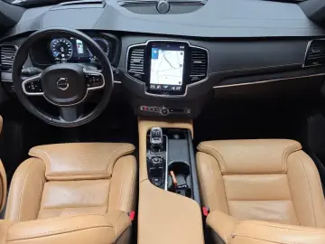 2022 Volvo XC90 с пробегом 68 954 км