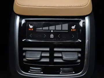 2022 Volvo XC90 с пробегом 68 954 км