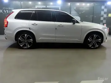 2020 Volvo XC90 с пробегом 44 298 км