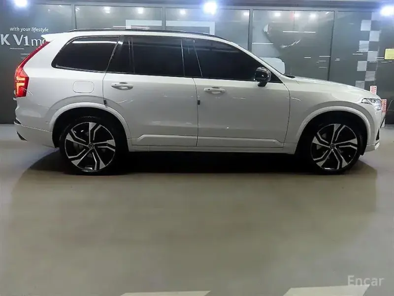 2020 Volvo XC90 с пробегом 44 298 км
