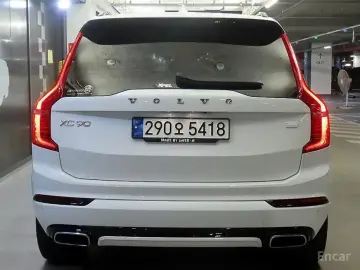 2020 Volvo XC90 с пробегом 44 298 км