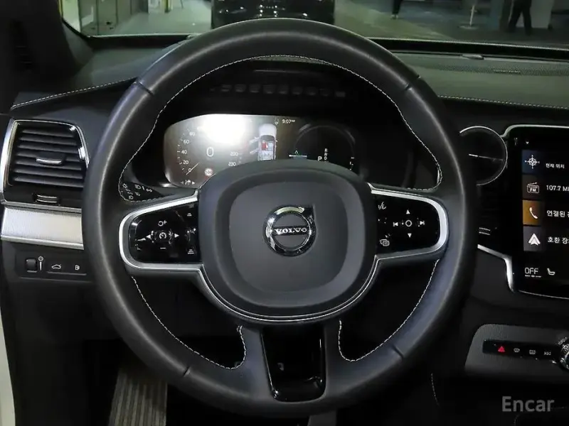 2020 Volvo XC90 с пробегом 44 298 км