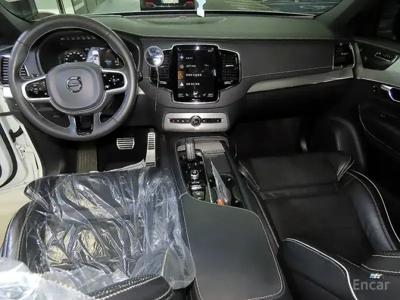2020 Volvo XC90 с пробегом 44 298 км
