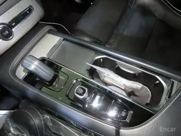 2020 Volvo XC90 с пробегом 44 298 км
