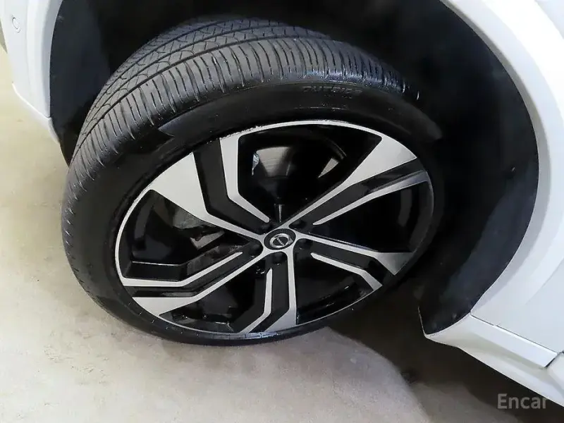 2020 Volvo XC90 с пробегом 44 298 км