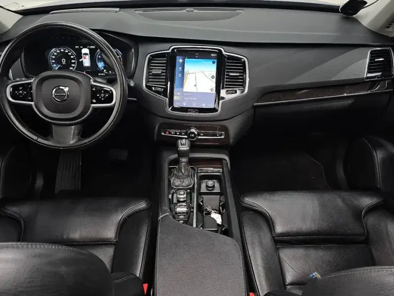 2018 Volvo XC90 с пробегом 176 127 км