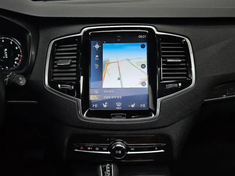 2018 Volvo XC90 с пробегом 176 127 км