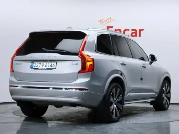 2023 Volvo XC90 с пробегом 65 980 км