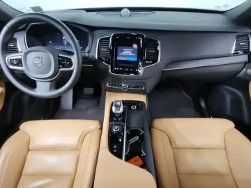 2023 Volvo XC90 с пробегом 65 980 км