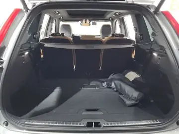 2023 Volvo XC90 с пробегом 65 980 км