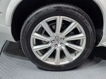2018 Volvo XC90 с пробегом 85 692 км