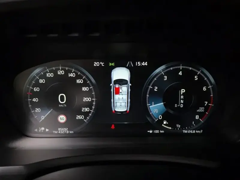 2018 Volvo XC90 с пробегом 85 692 км
