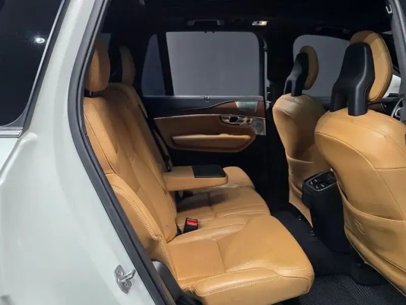 2018 Volvo XC90 с пробегом 85 692 км