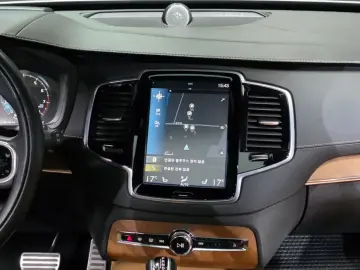 2018 Volvo XC90 с пробегом 85 692 км