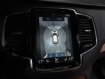 2018 Volvo XC90 с пробегом 85 692 км