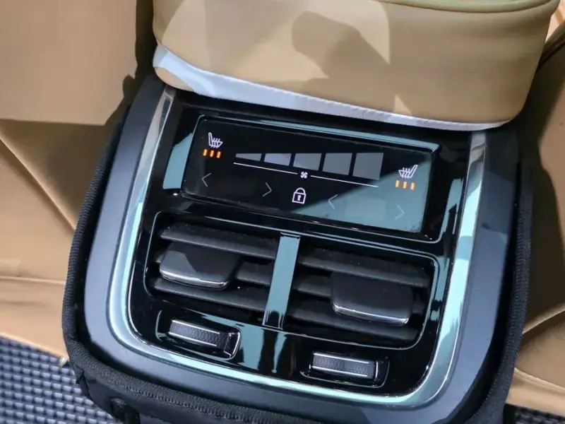 2018 Volvo XC90 с пробегом 85 692 км