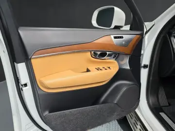 2018 Volvo XC90 с пробегом 85 692 км
