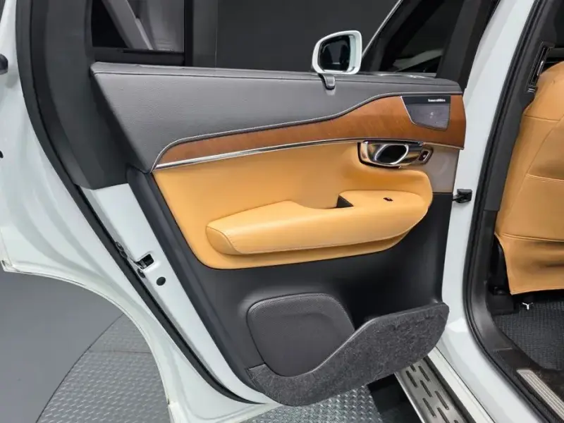 2018 Volvo XC90 с пробегом 85 692 км