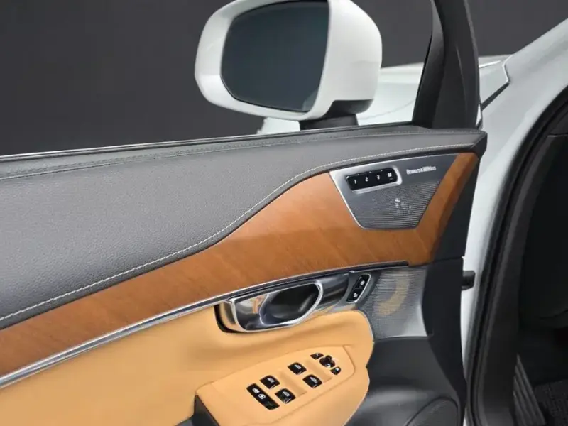 2018 Volvo XC90 с пробегом 85 692 км