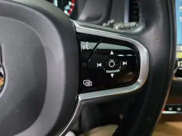 2018 Volvo XC90 с пробегом 85 692 км