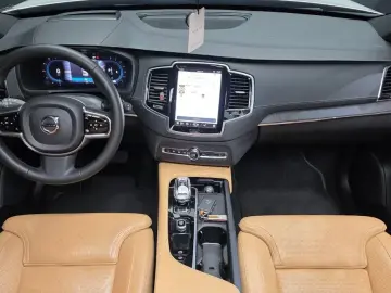 2023 Volvo XC90 с пробегом 64 744 км