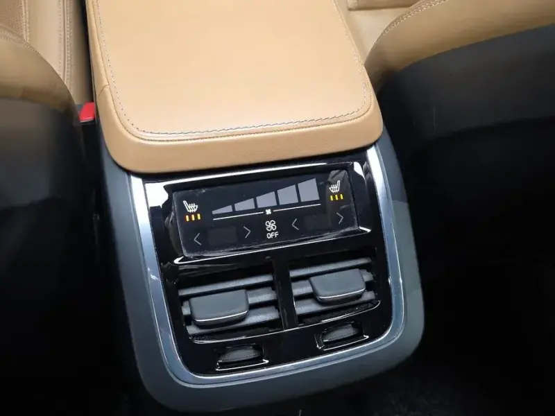 2017 Volvo XC90 с пробегом 169 120 км