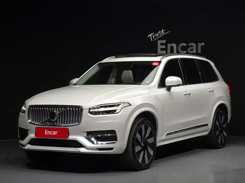 2024 Volvo XC90 с пробегом 16 561 км