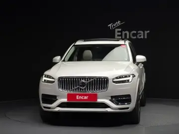 2024 Volvo XC90 с пробегом 16 561 км