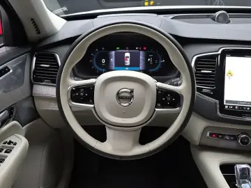 2024 Volvo XC90 с пробегом 16 561 км
