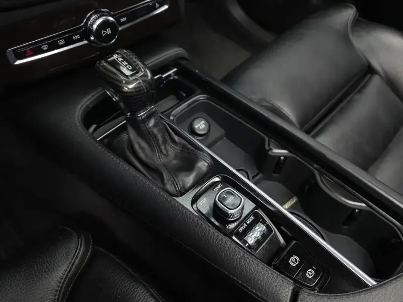 2017 Volvo XC90 с пробегом 89 304 км