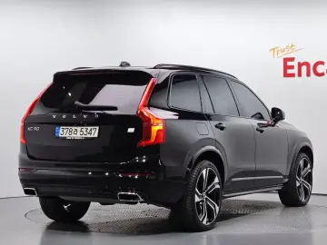 2021 Volvo XC90 с пробегом 35 009 км
