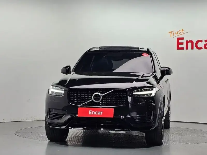 2021 Volvo XC90 с пробегом 35 009 км