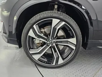2021 Volvo XC90 с пробегом 35 009 км