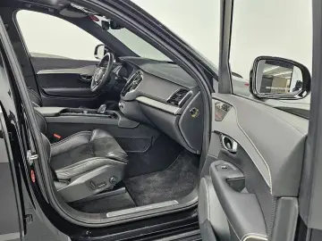 2021 Volvo XC90 с пробегом 35 009 км